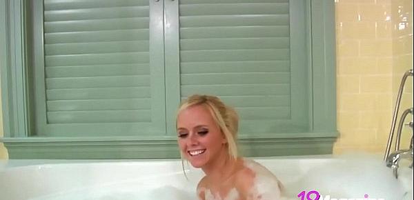  Big Boobed Teen Brittany Rubs A Dub Dub In The Tub!